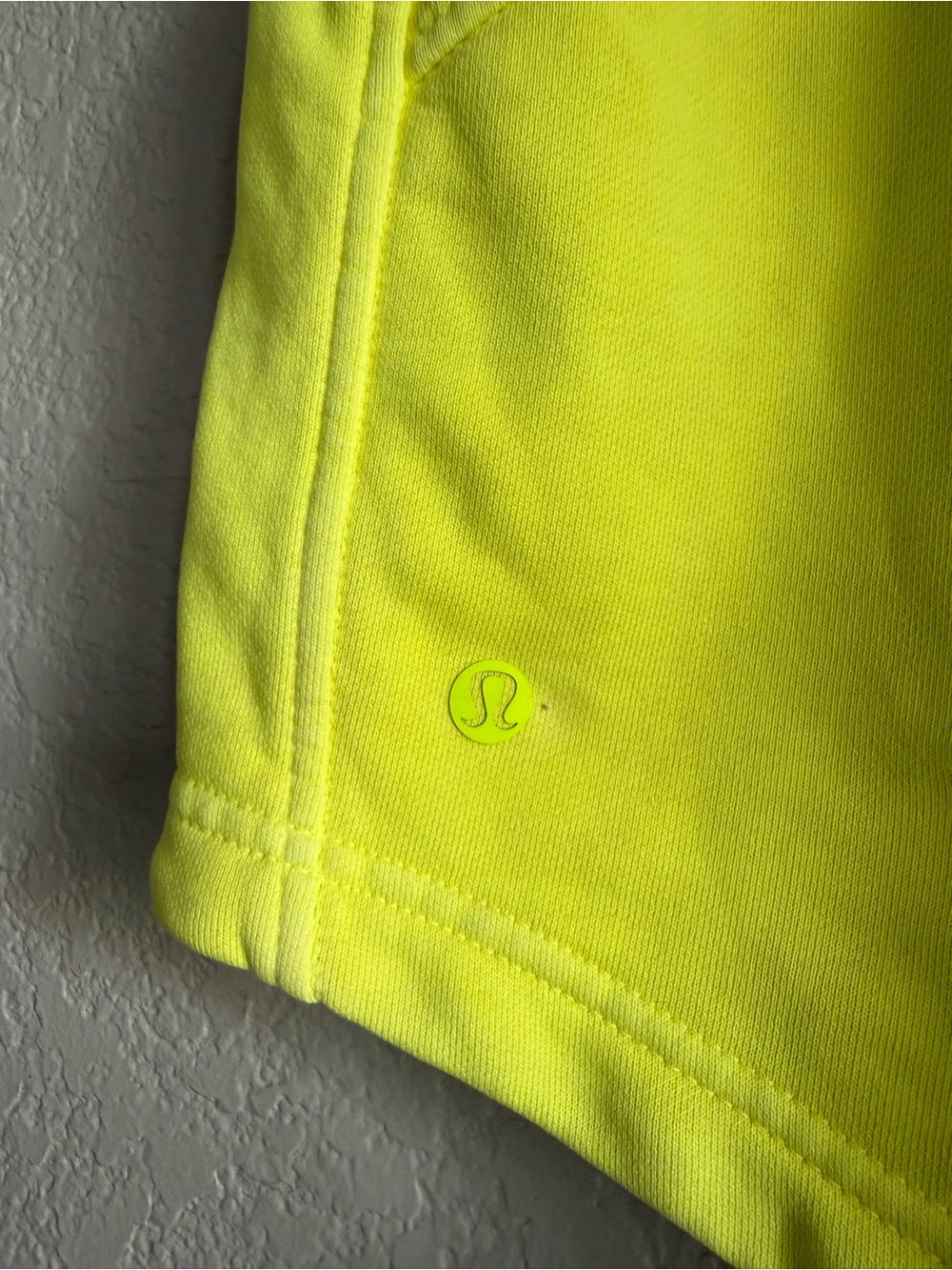Lululemon shorts - Picture 4 of 9